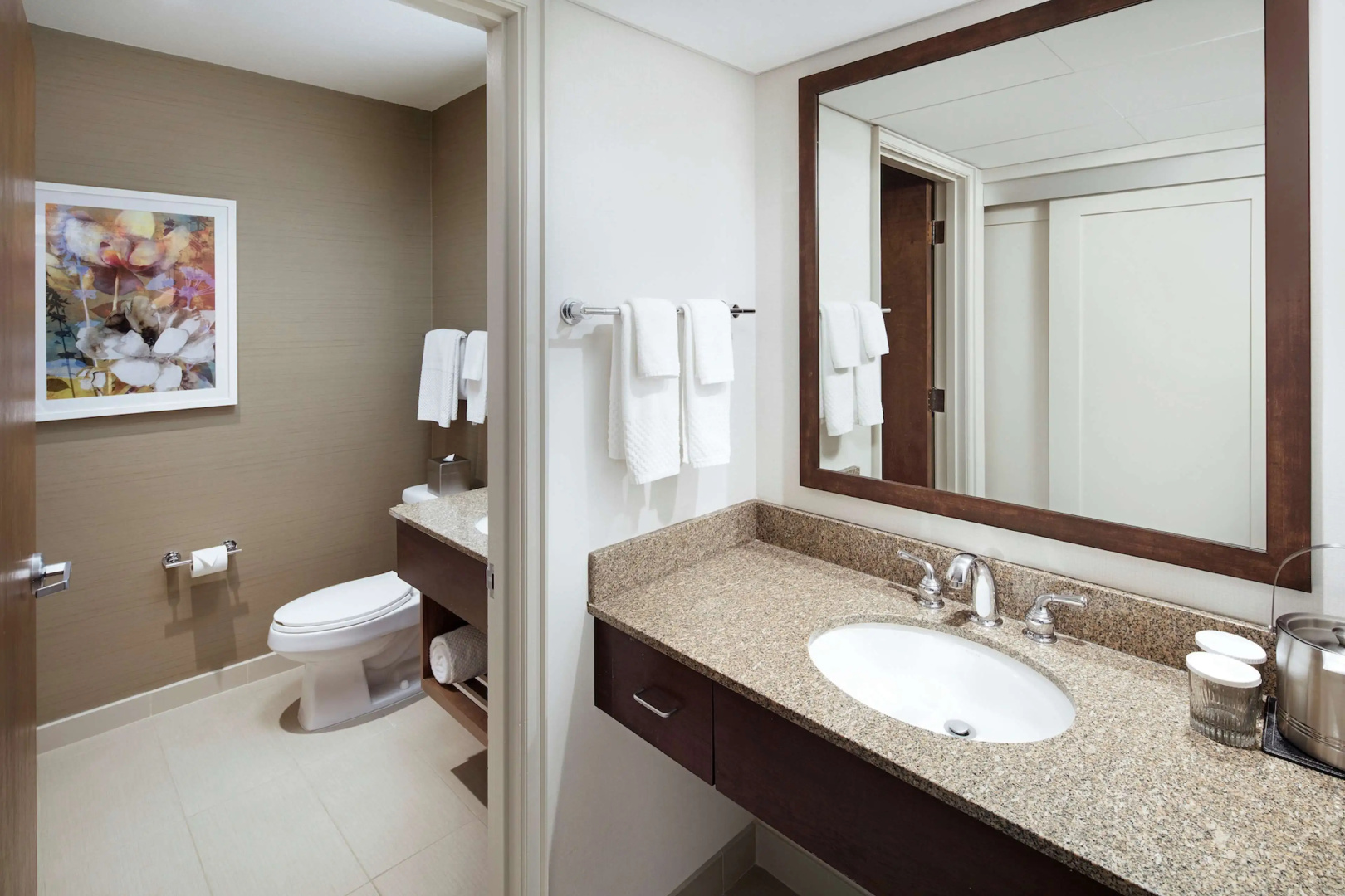 Foto - DoubleTree by Hilton Ontario Airport