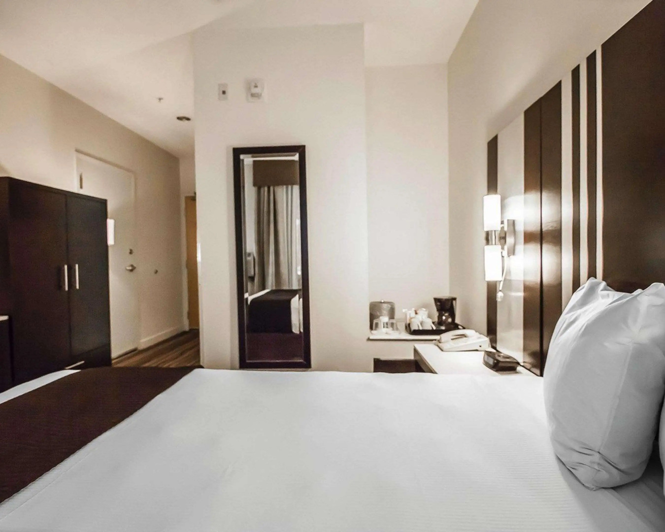 Foto - Comfort Hotel Vancouver Airport