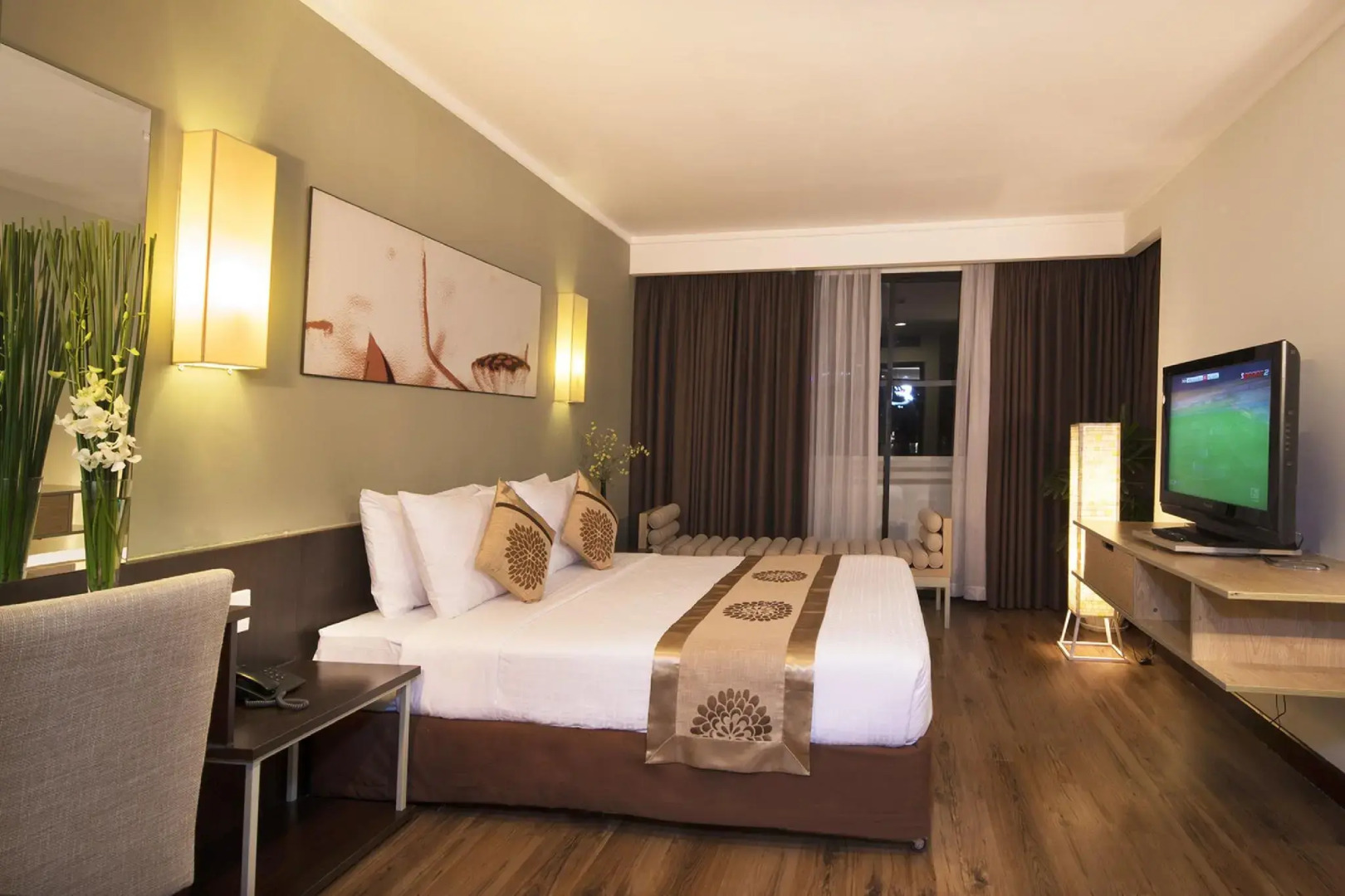 Photo - Vien Dong Hotel - Near Bui Vien Walking Street