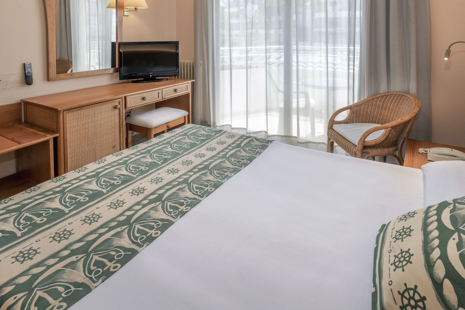 Foto - Hotel GHT Oasis Tossa & Spa