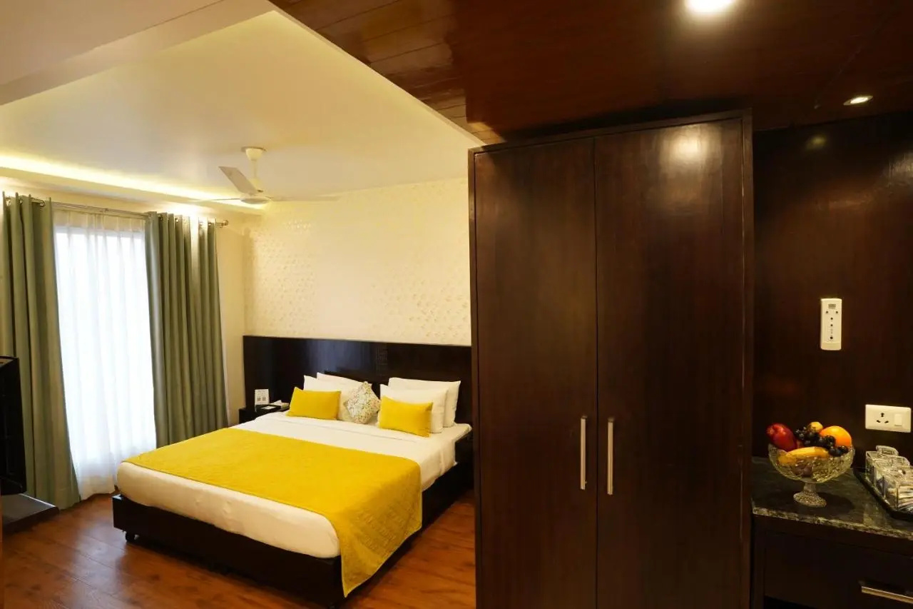 Photo - Rockland Hotel - C R Park
