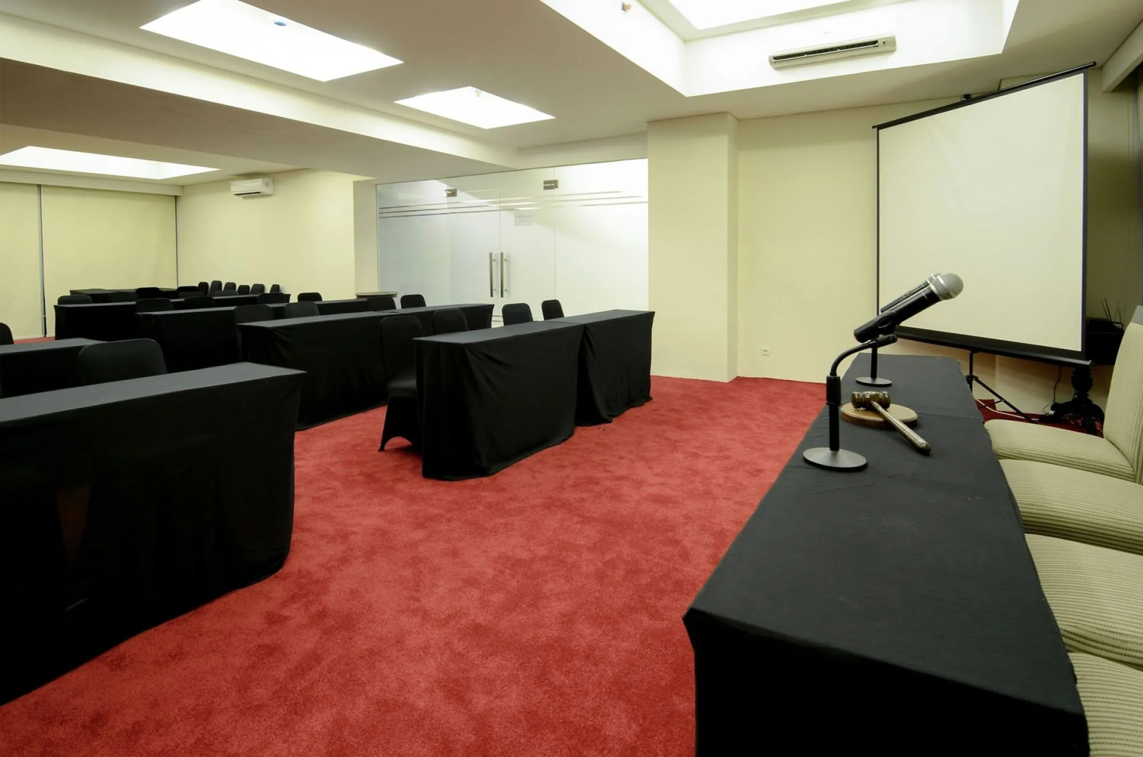 Photo - 1O1 URBAN Jakarta Thamrin