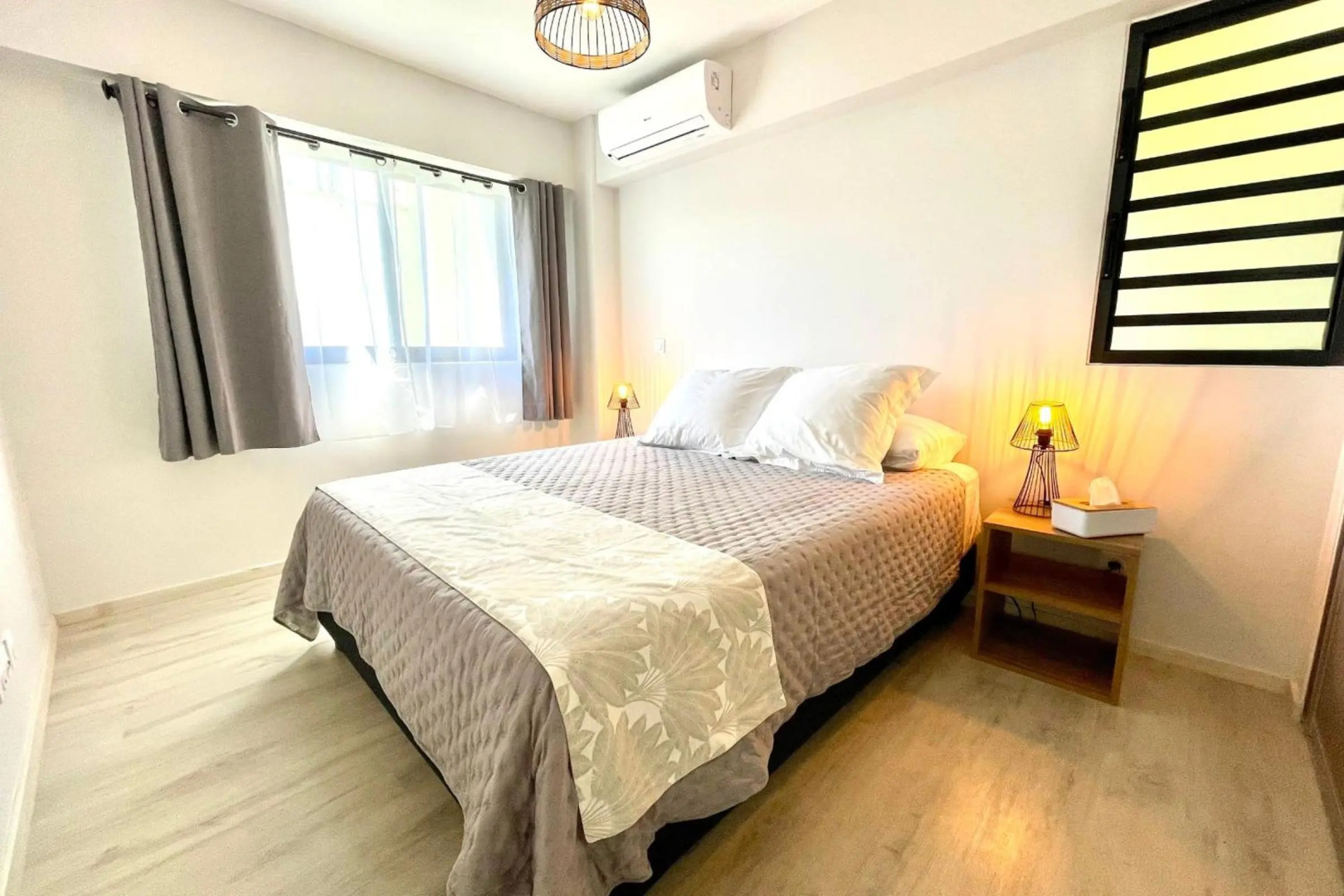 Mereani flat brand new condo in the center of Papeete