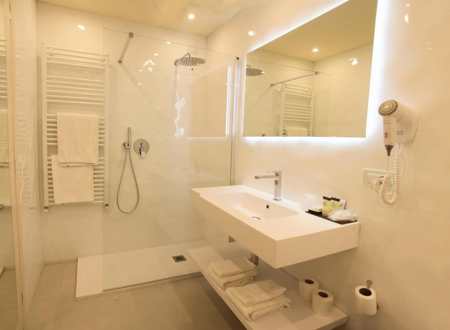 Foto - Hotel Columbia Wellness SPA