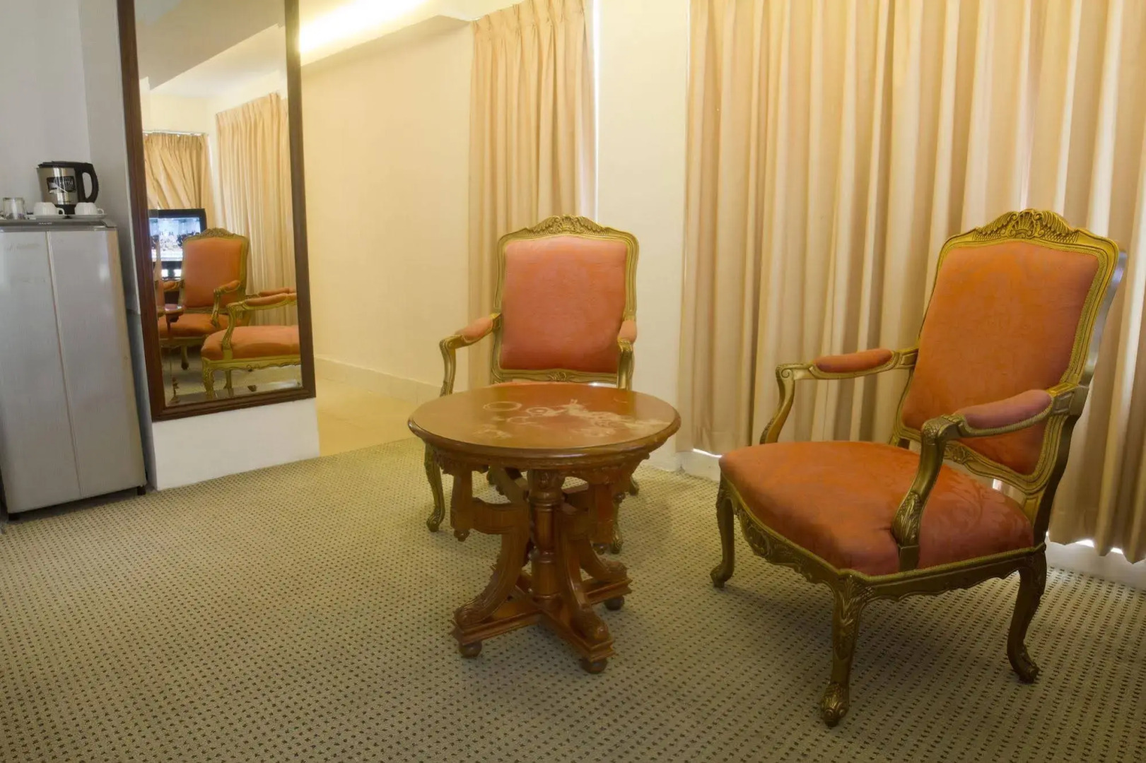 Photo - The E-Hotel Makati