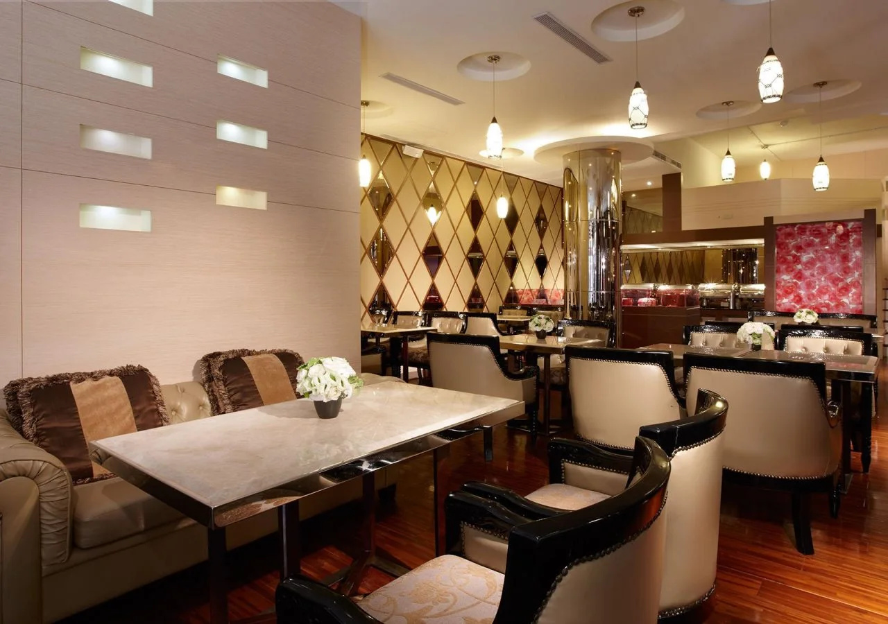Photo - Erin Hotel