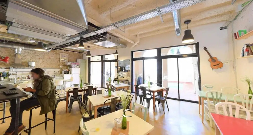 Photo - Ten To Go Hostel