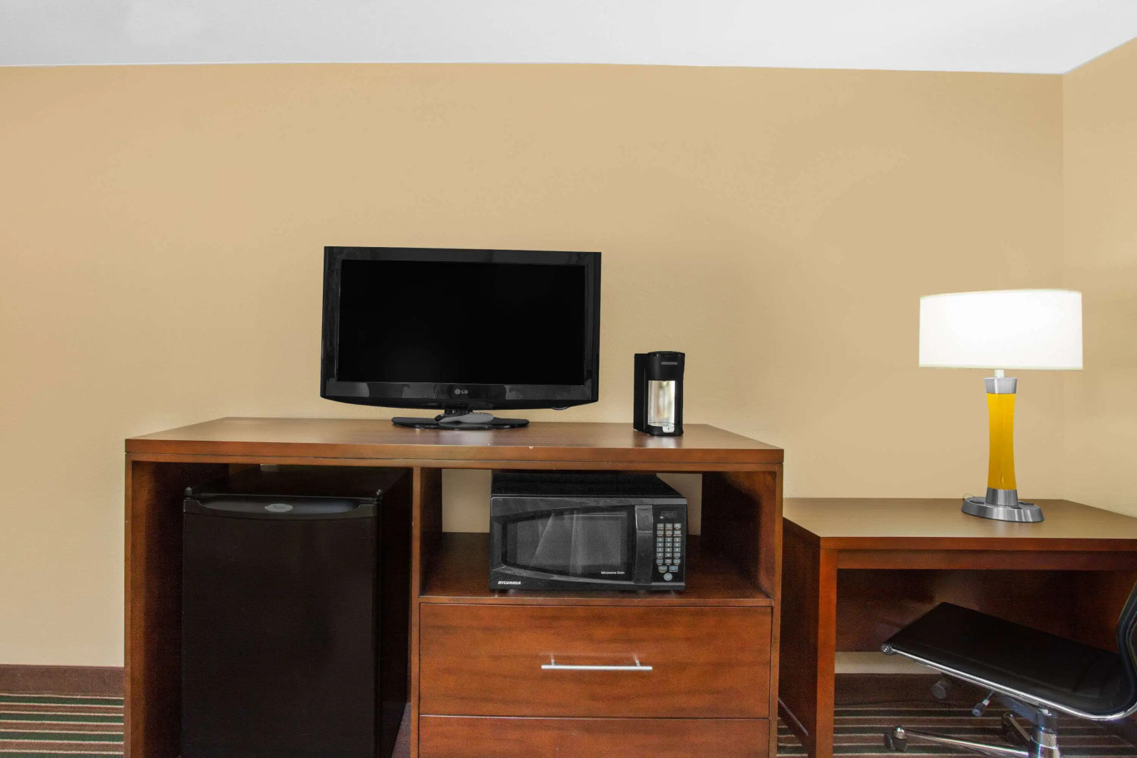 Foto - Super 8 by Wyndham Nashville West