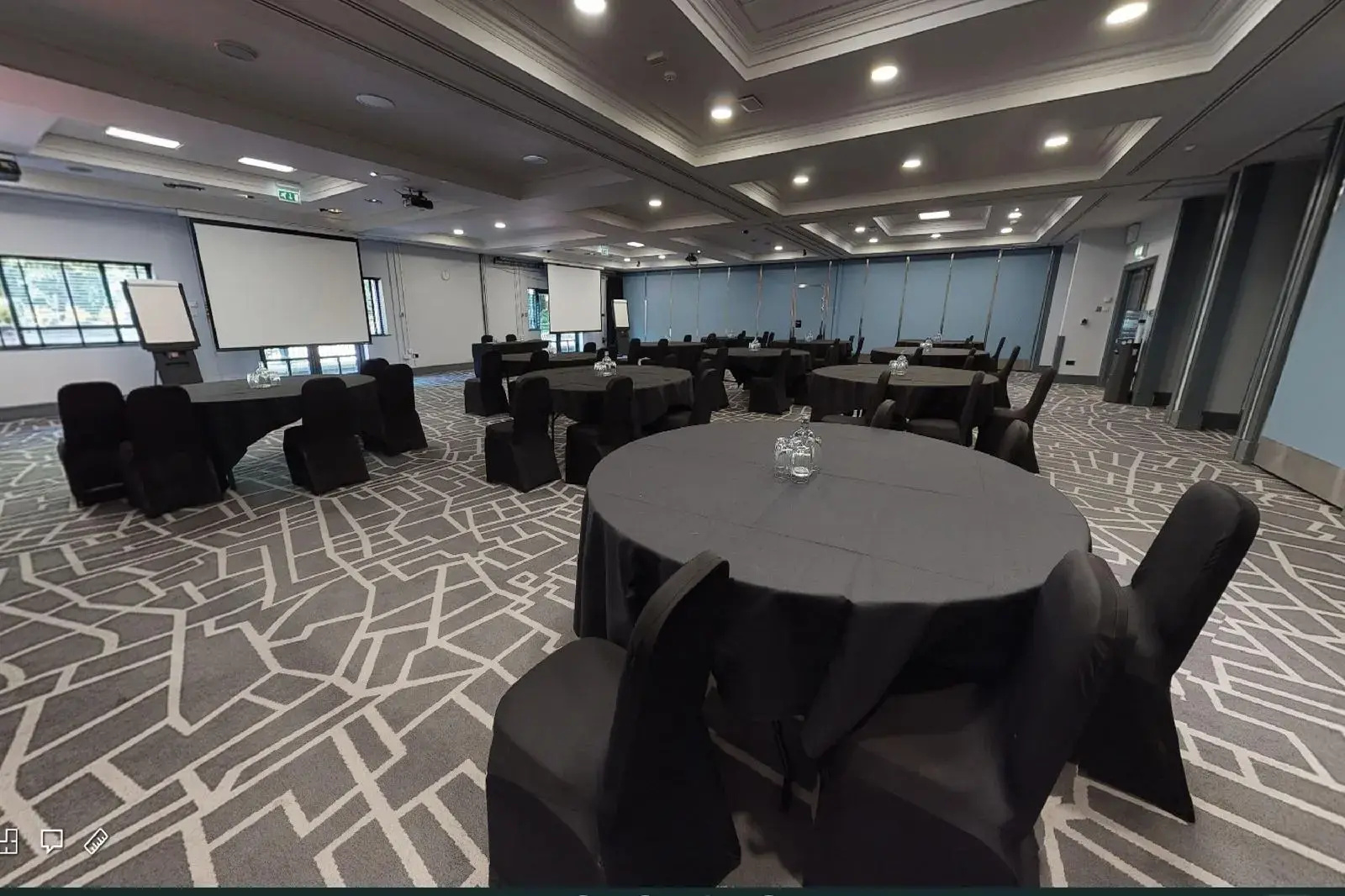 Photo - Village Hotel Leeds North