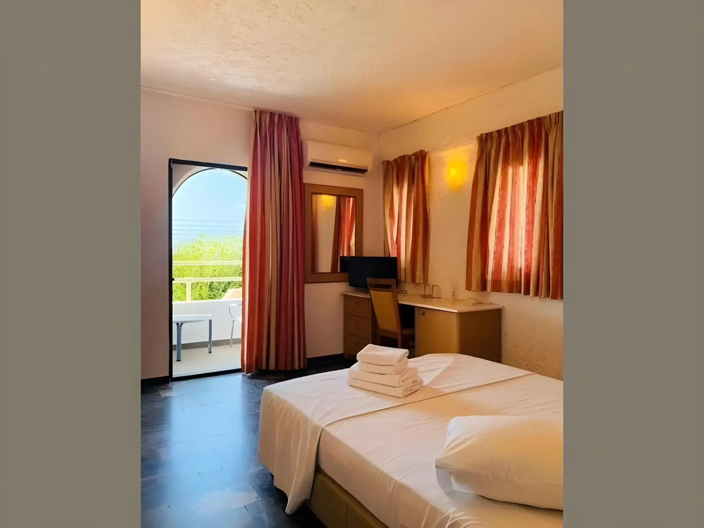 Foto - Karteros Hotel