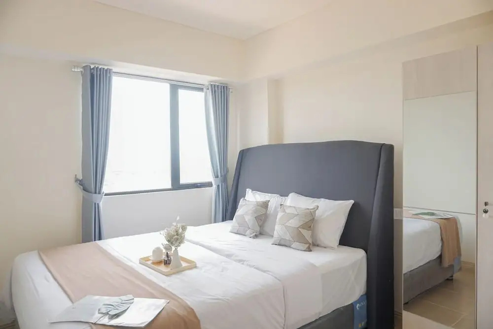 Spacious And Comfy 2Br With Extra Room Apartment At Meikarta