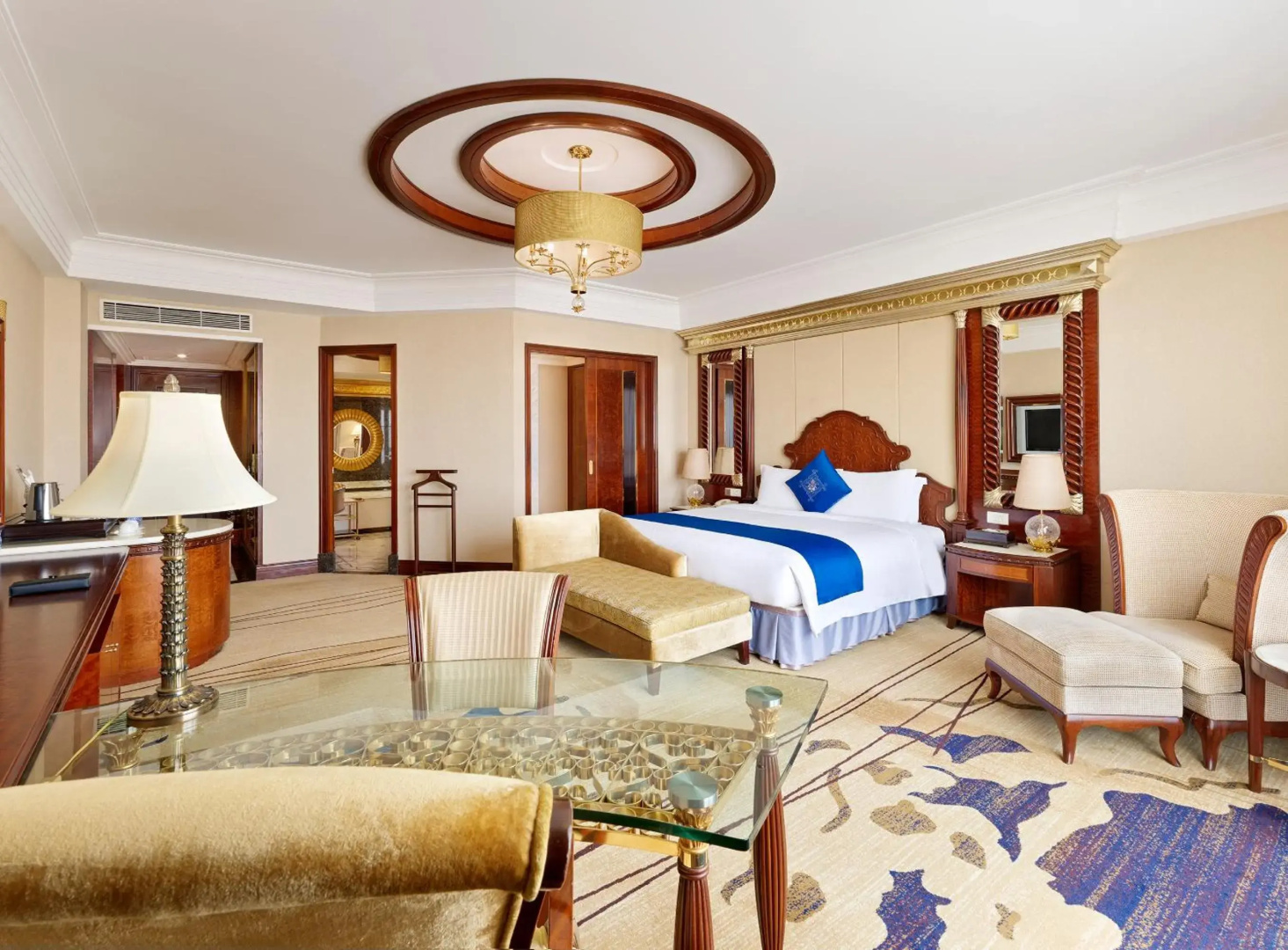 Photo - Regal Palace Hotel