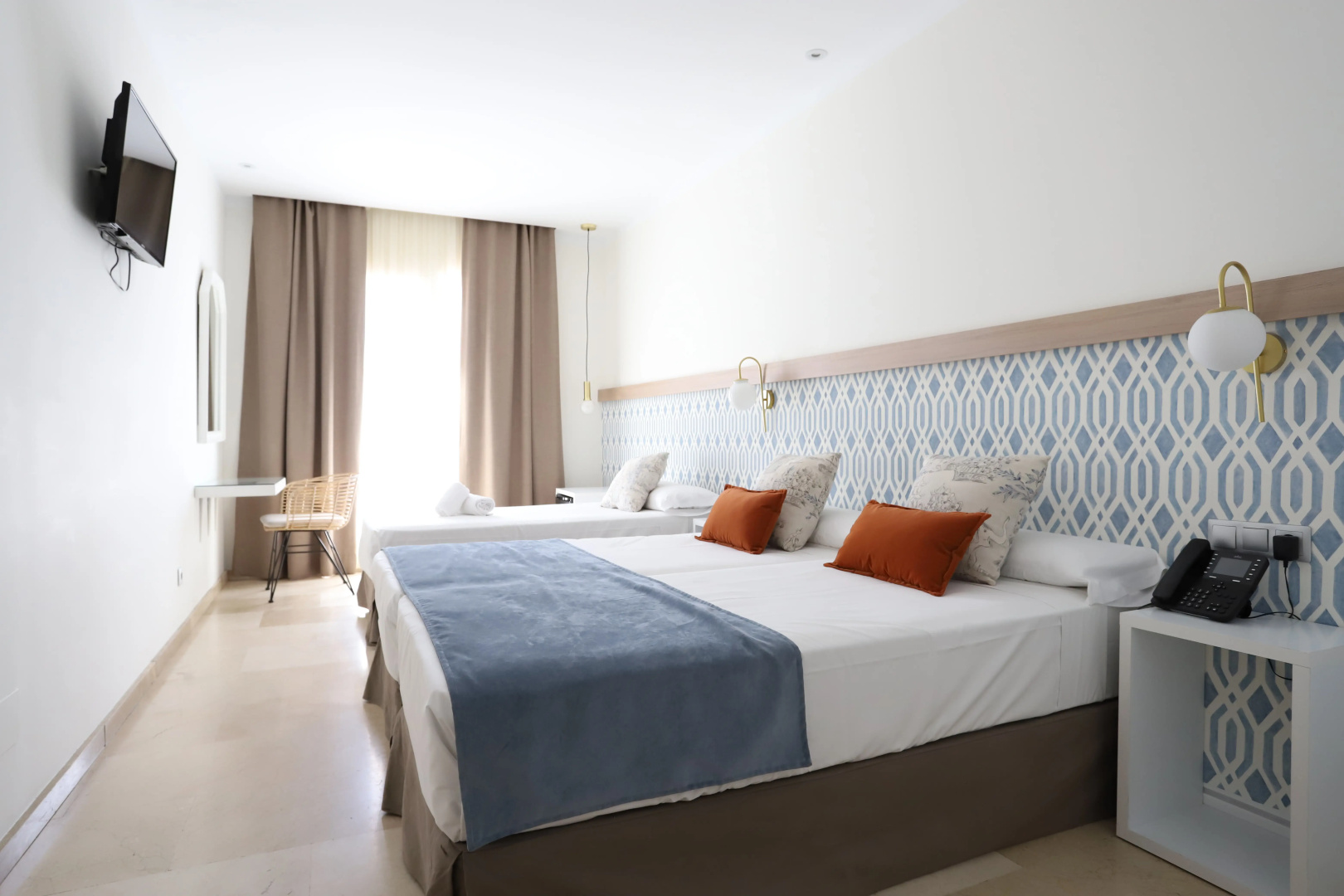 Photo - Oasis Cordoba Hotel