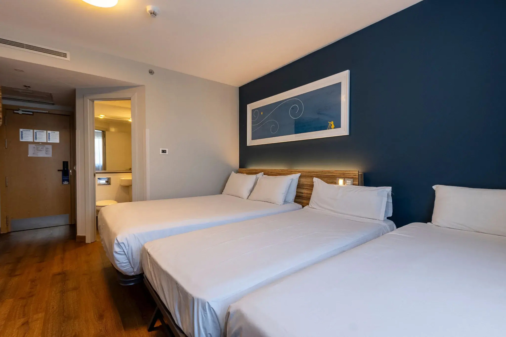 Photo - Travelodge Barcelona Poblenou