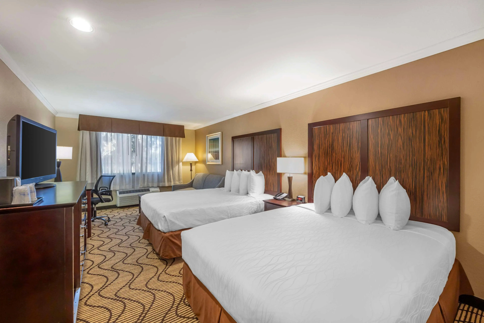 Foto - Best Western Plus Orchid Hotel & Suites