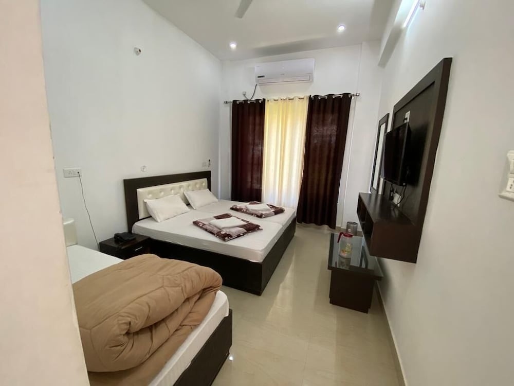 Hotel Suryansh Uttarkashi