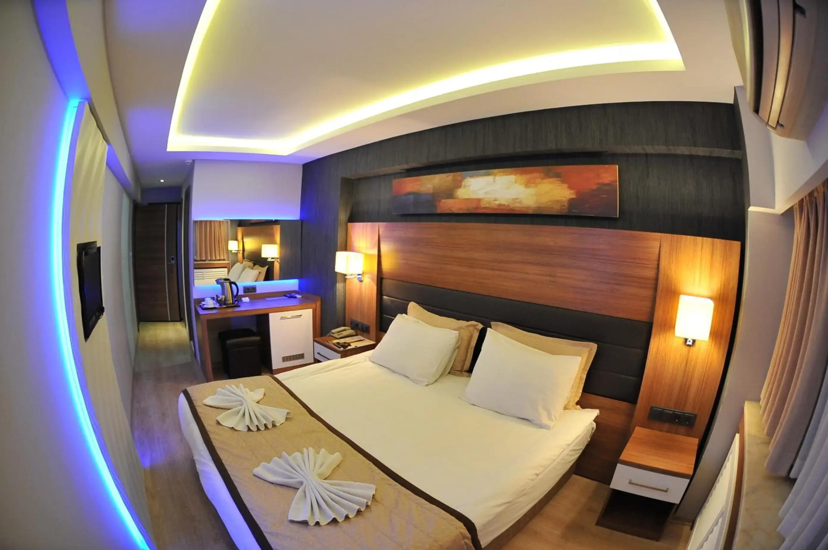 Foto - İzmir Otel Kabaçam