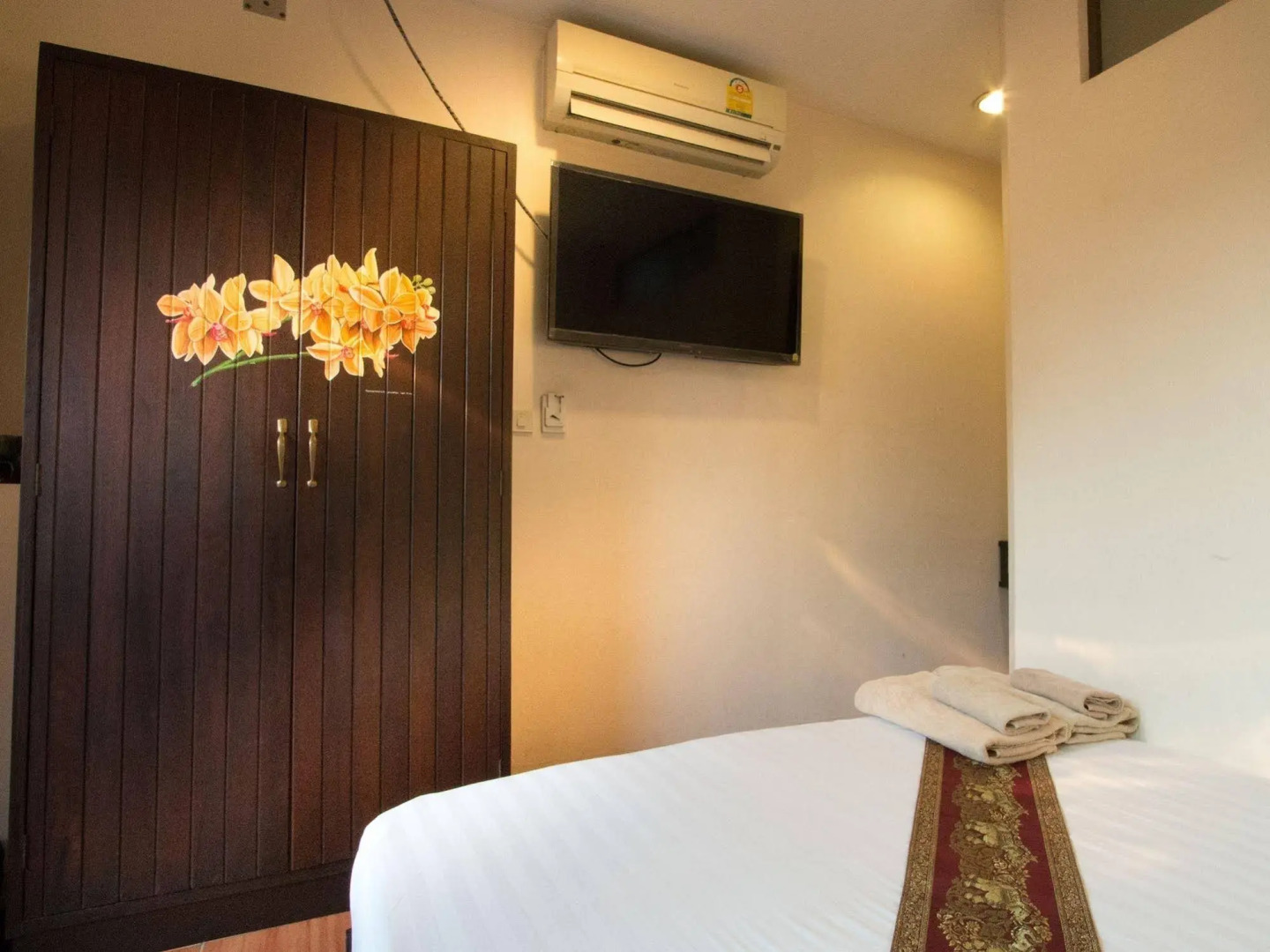 Photo - Pannee Lodge Khaosan - SHA Plus