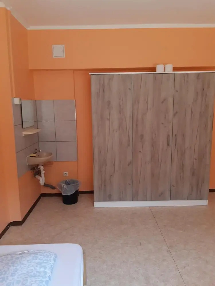 Photo - 2-Rent Group Hostel Rooms&Apartments TUB19A