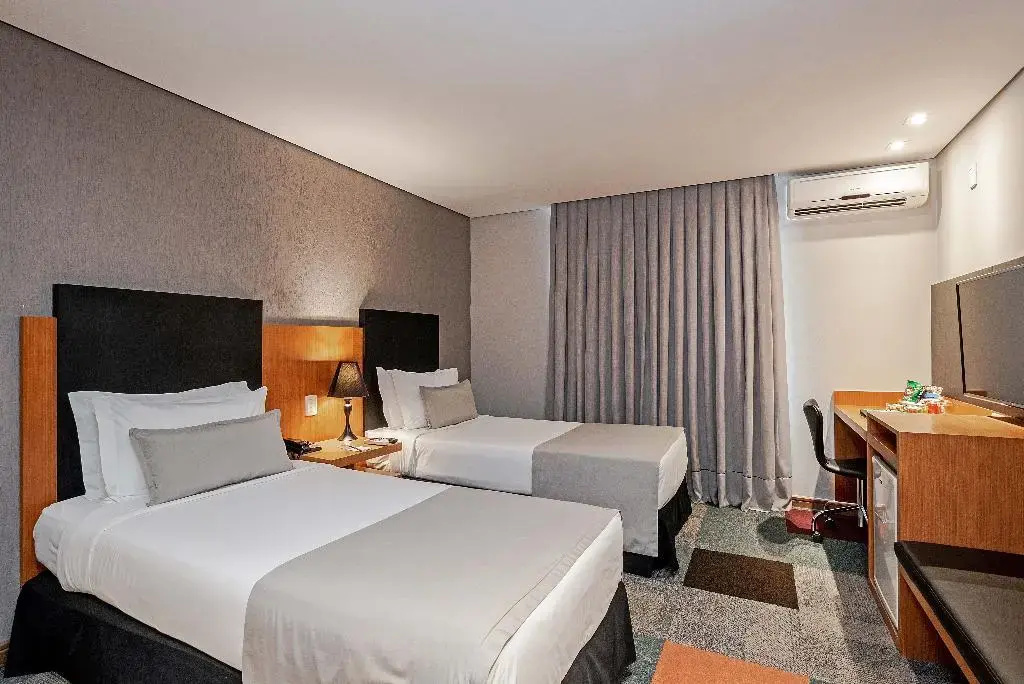 Photo - Slaviero Hotel Curitiba Batel