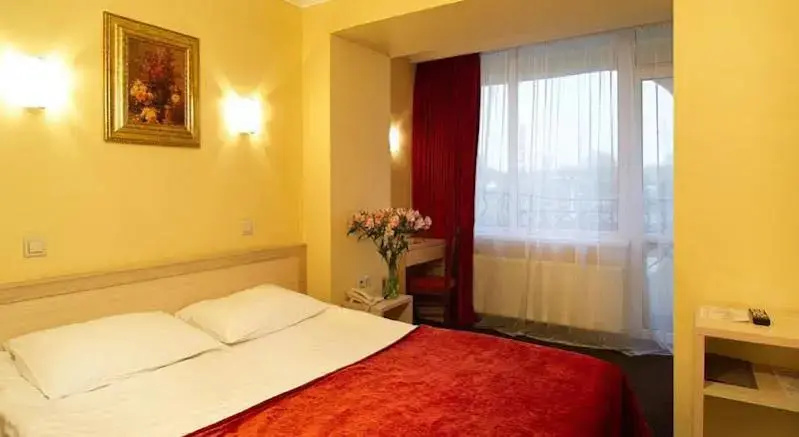 Foto - Sonata Hotel & Restaurant "готель Соната"
