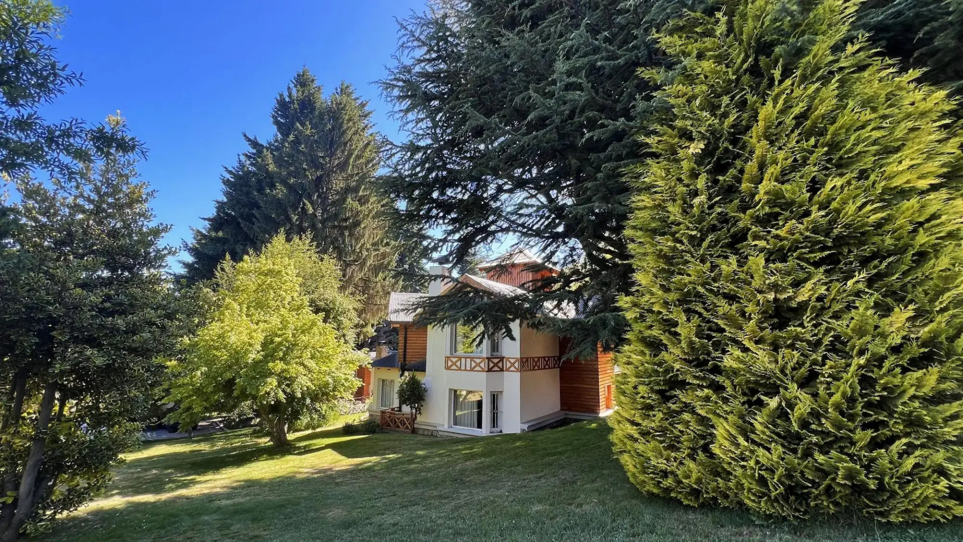 Foto - Huinid Bustillo Cabañas