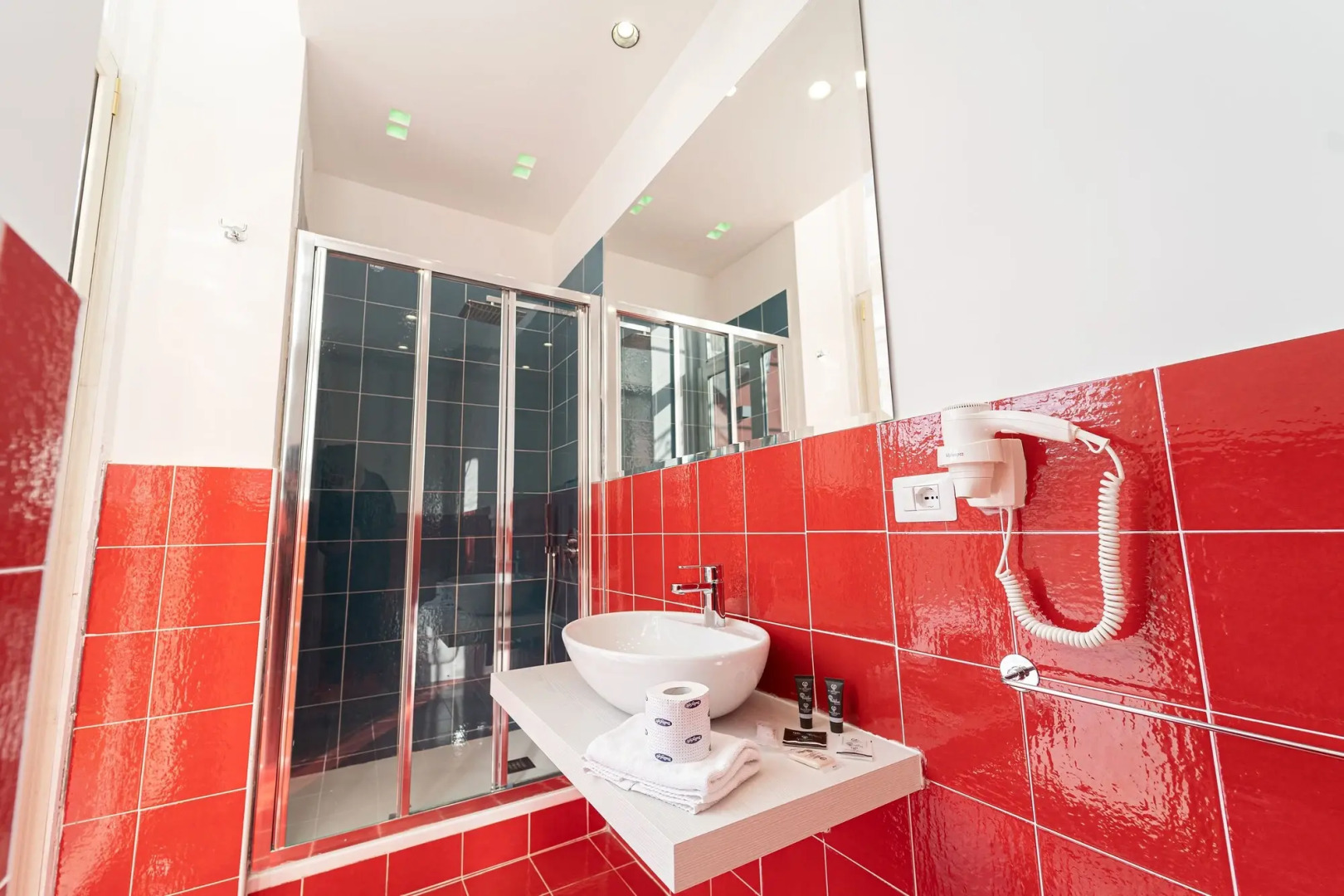 Photo - P.C. Boutique H. Vesuvius, Napoli Centro, by ClaPa Group