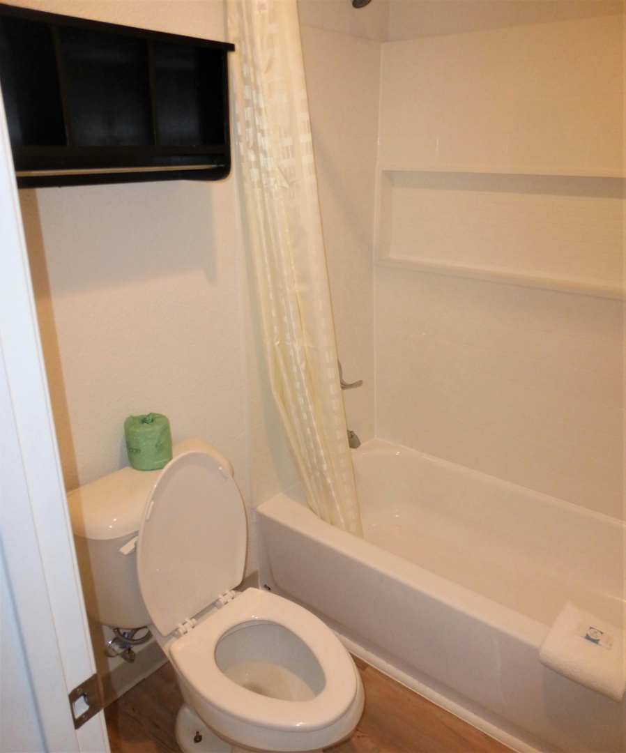Photo - Red Roof Inn Houston – Jersey Village