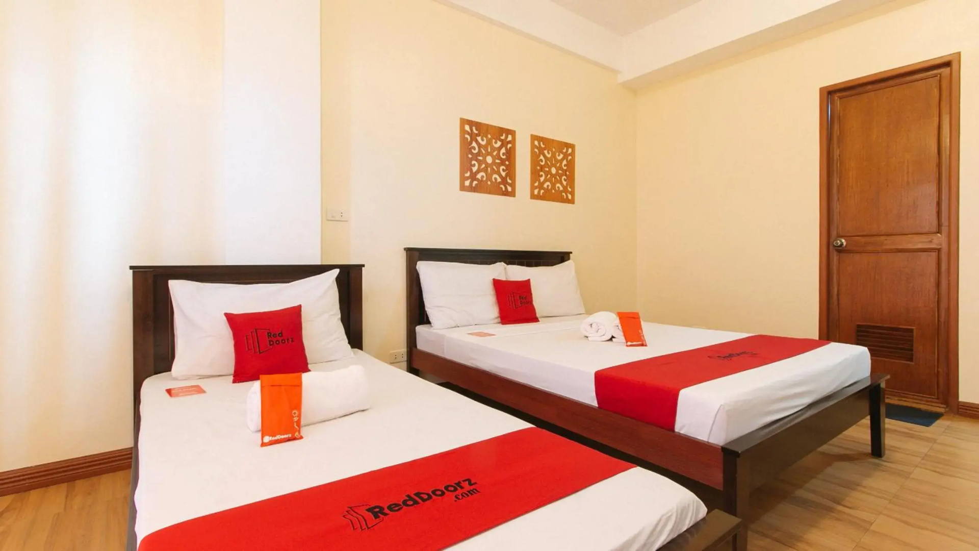 Foto - RedDoorz Plus near Johnson and Johnson Paranaque