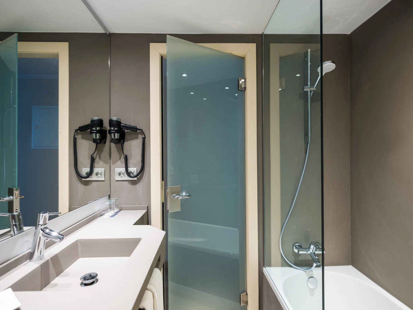 Photo - Hotel Palladium