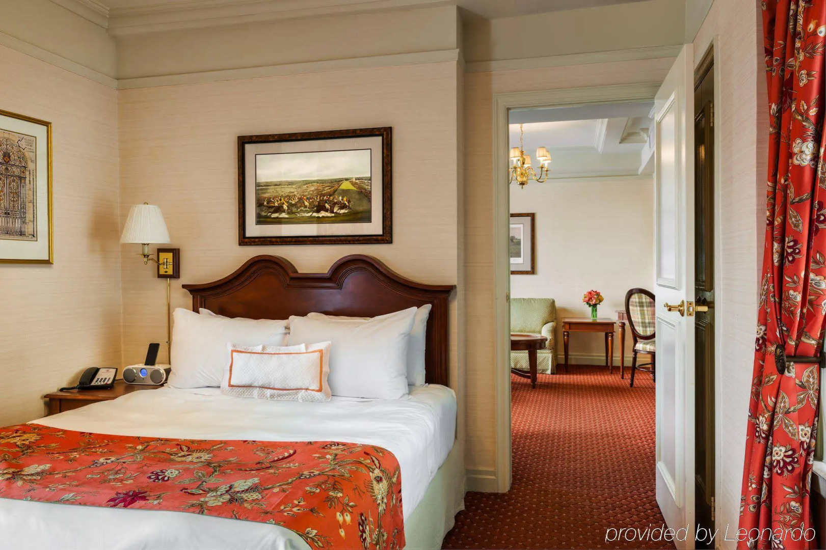 Photo - The Wallace Hotel