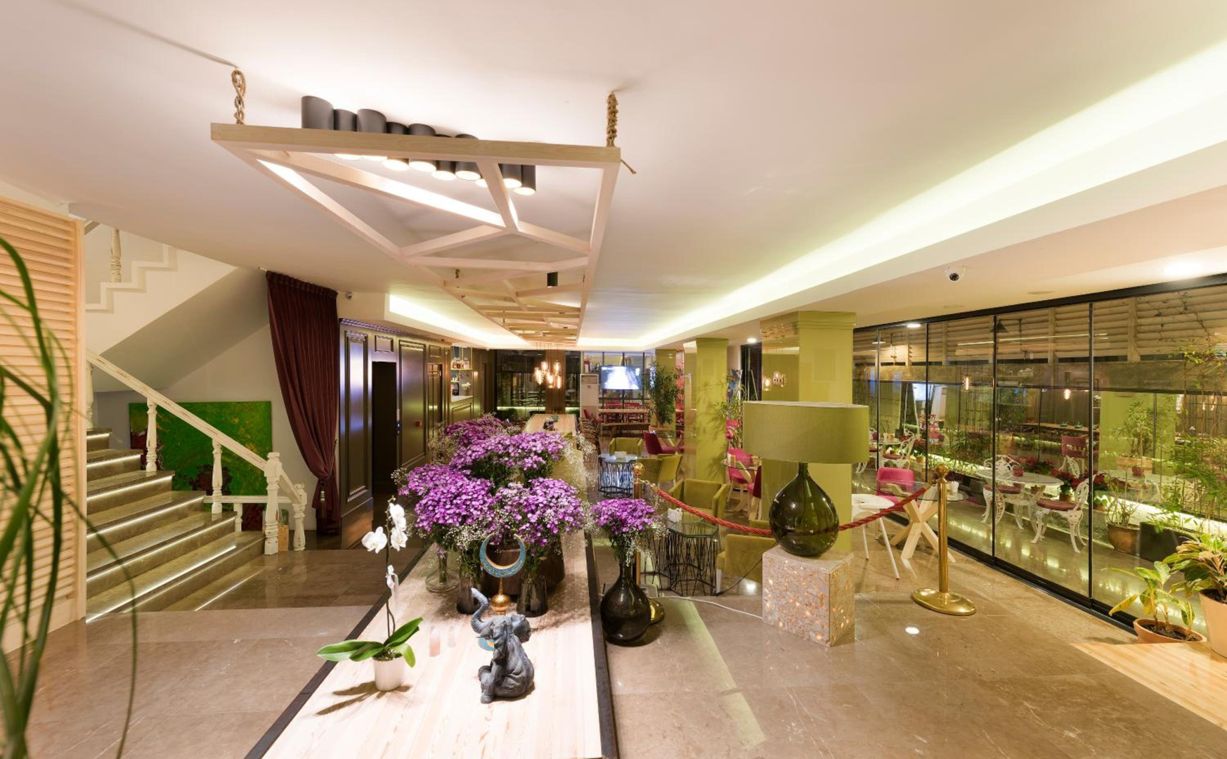 Photo - Nun Hotel Lara