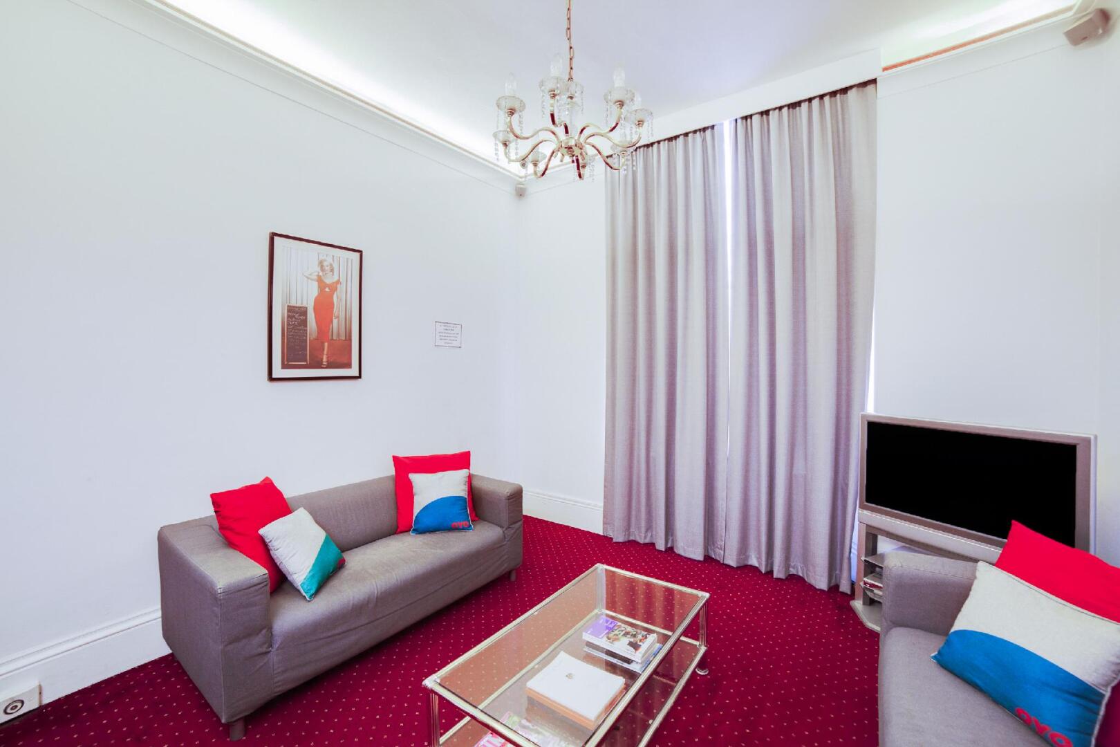 Foto - St George's Hotel