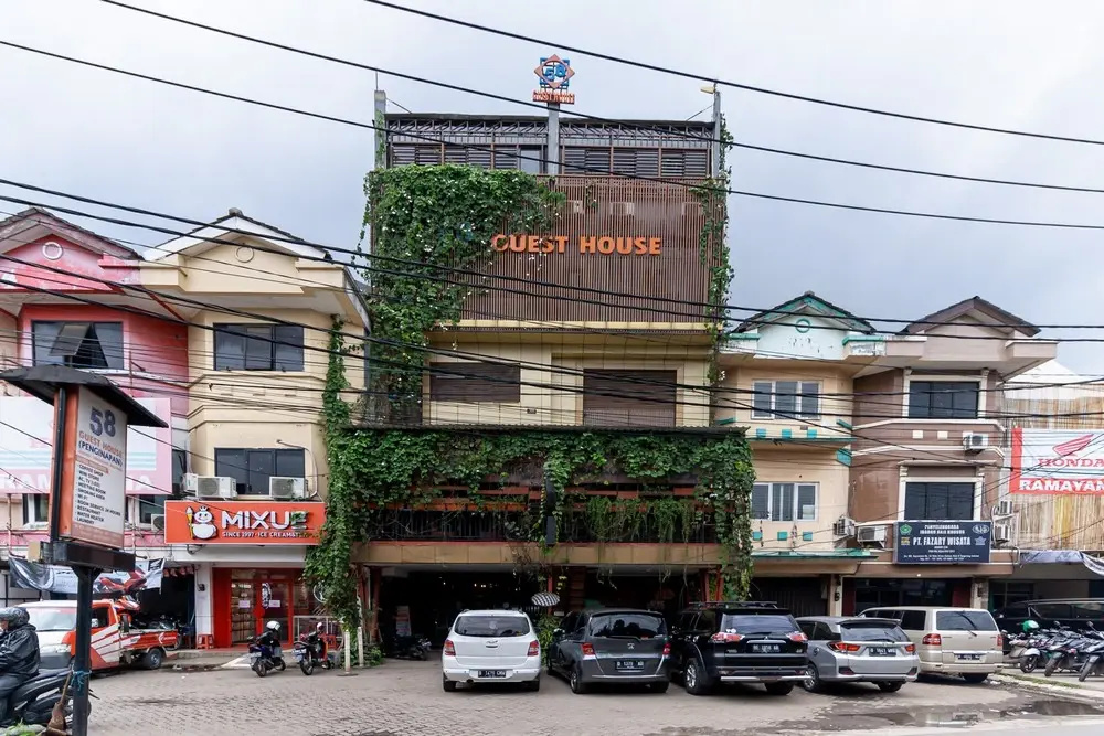 Foto - Urbanview Hotel 58 Bintaro by RedDoorz