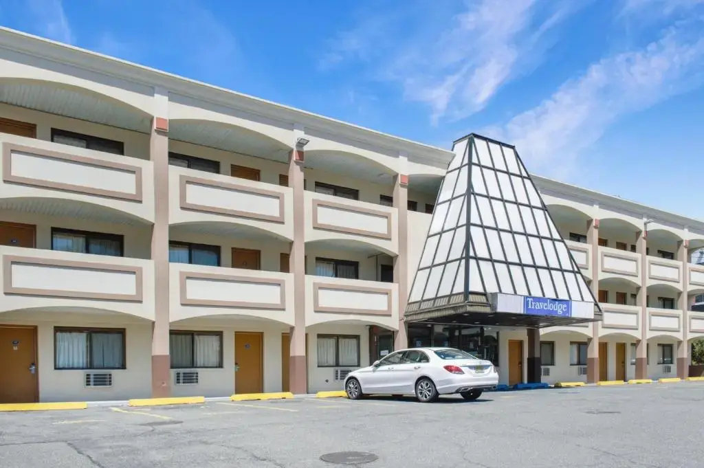 Foto - Travelodge by Wyndham Manhasset