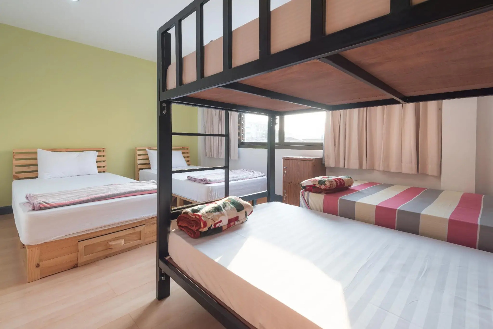 Photo - BaanSu Hostel