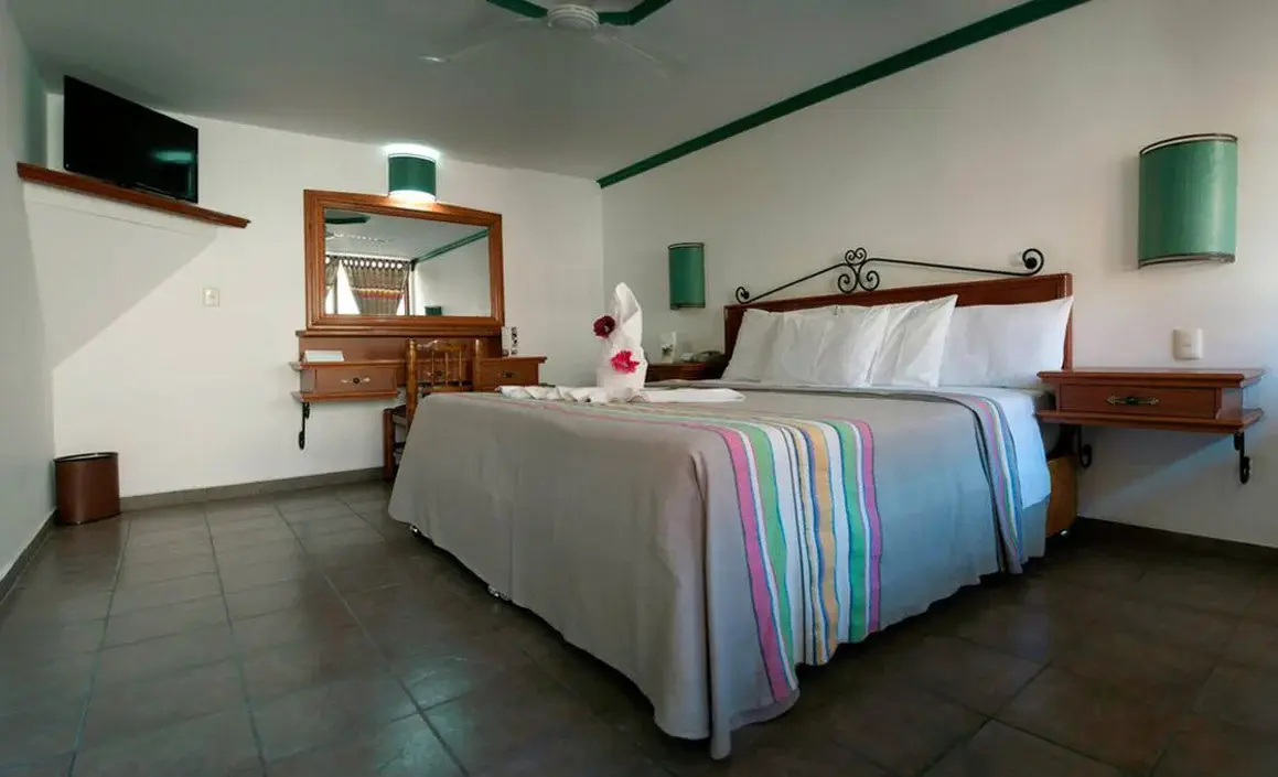 Photo - Los Olivos Spa