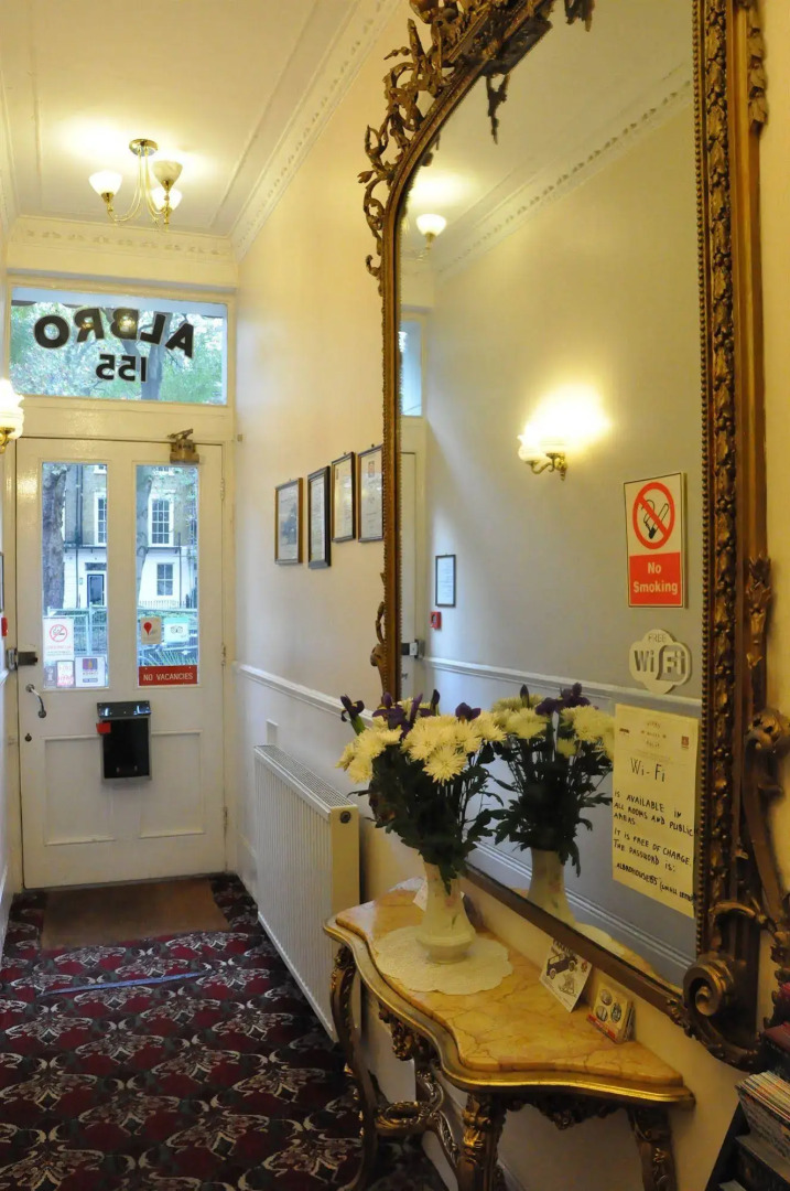 Photo - Albro House Hotel, London