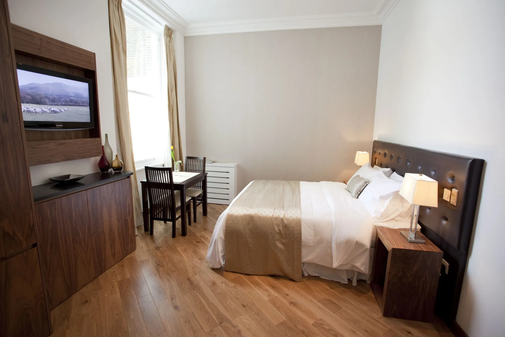 Photo - Presidential Apartments Kensington