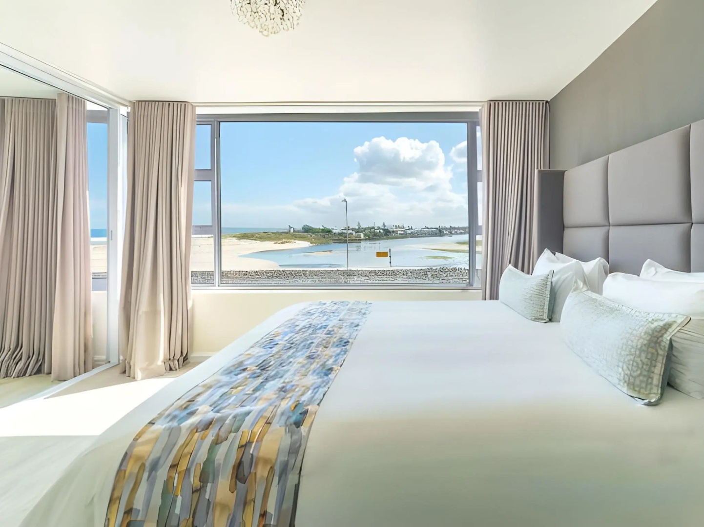 Foto - Lagoon Beach Hotel & Spa