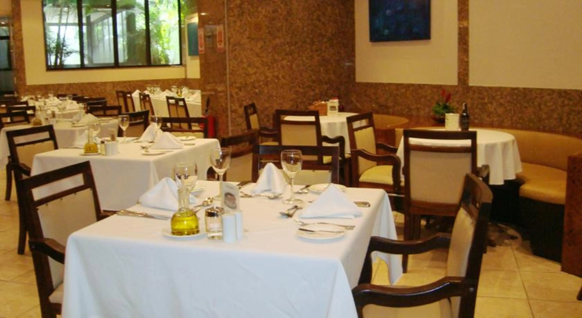 Photo - Golden Tower Pinheiros by Fênix Hotéis