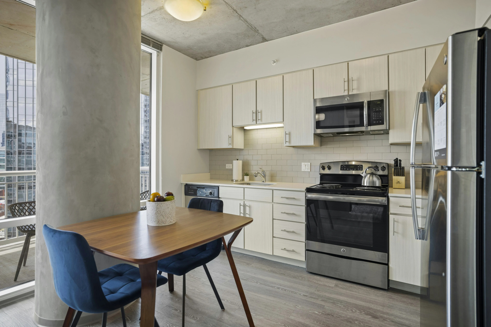 Foto - Placemakr Premier SoBro