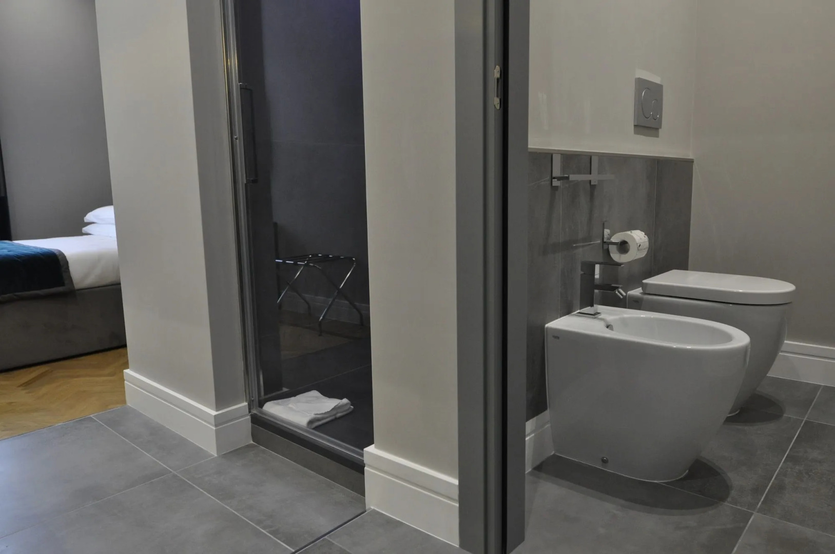 Photo - Place 24 Suites & Wellness