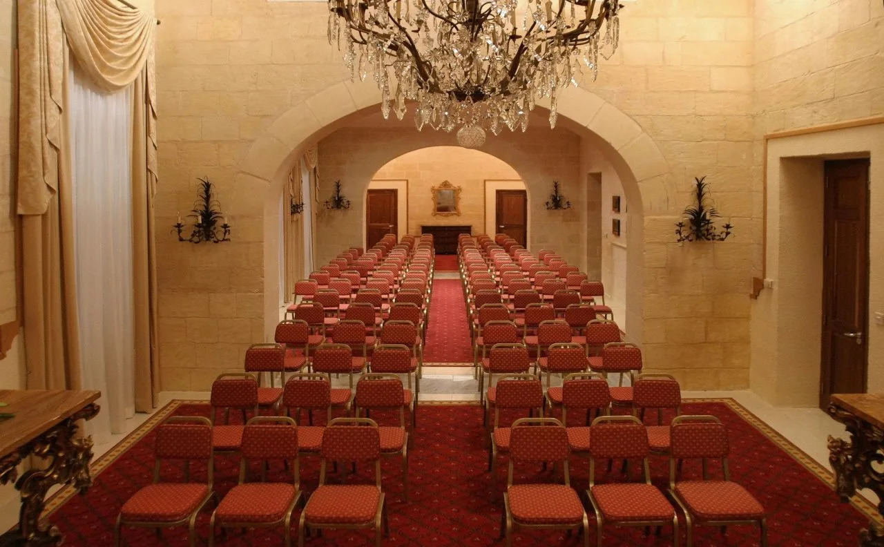 Photo - AX The Victoria Hotel