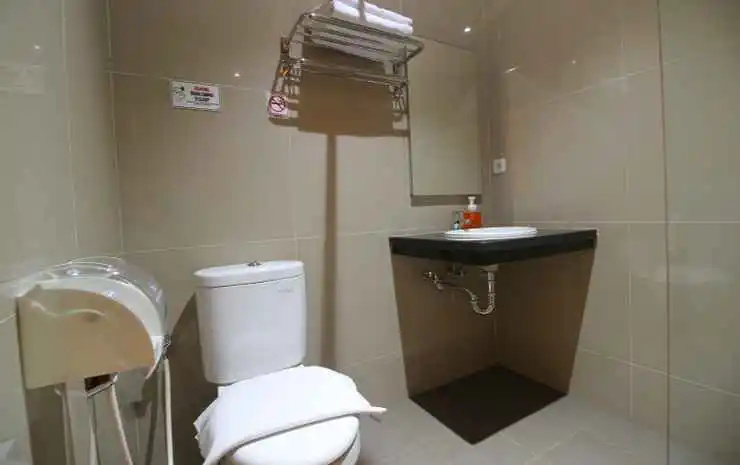 Photo - Altona Hotel