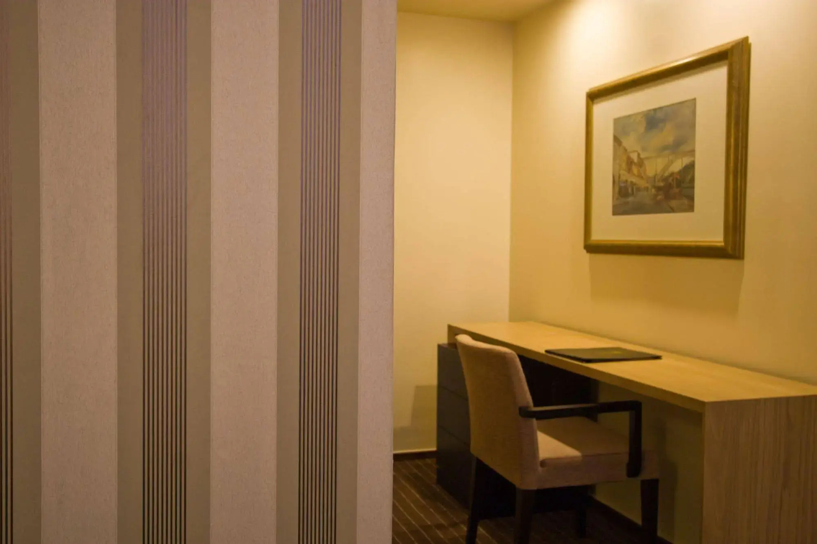 Photo - Hotel Girassol - Suite Hotel