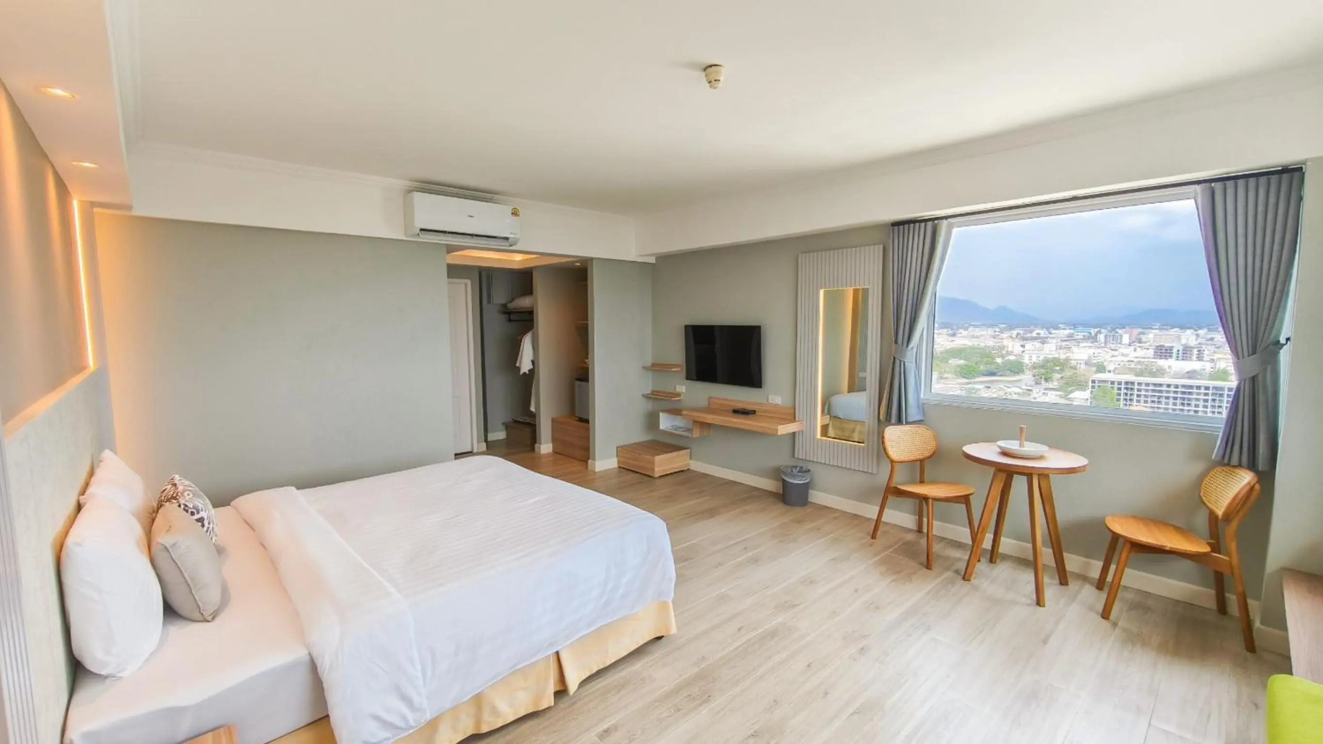 Photo - Hua Hin Grand Hotel And Plaza