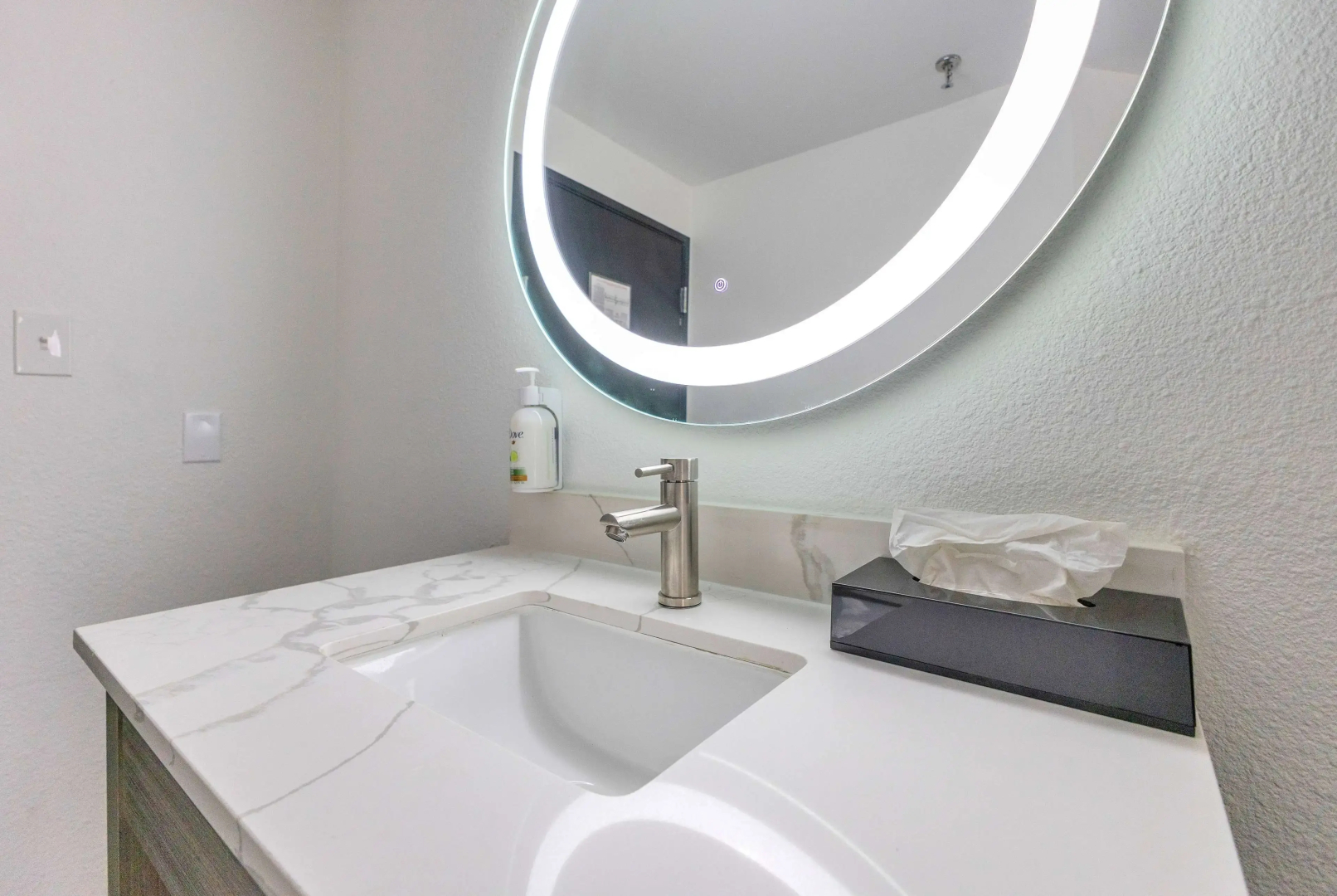 Foto - La Quinta Inn & Suites by Wyndham Jacksonville Mandarin