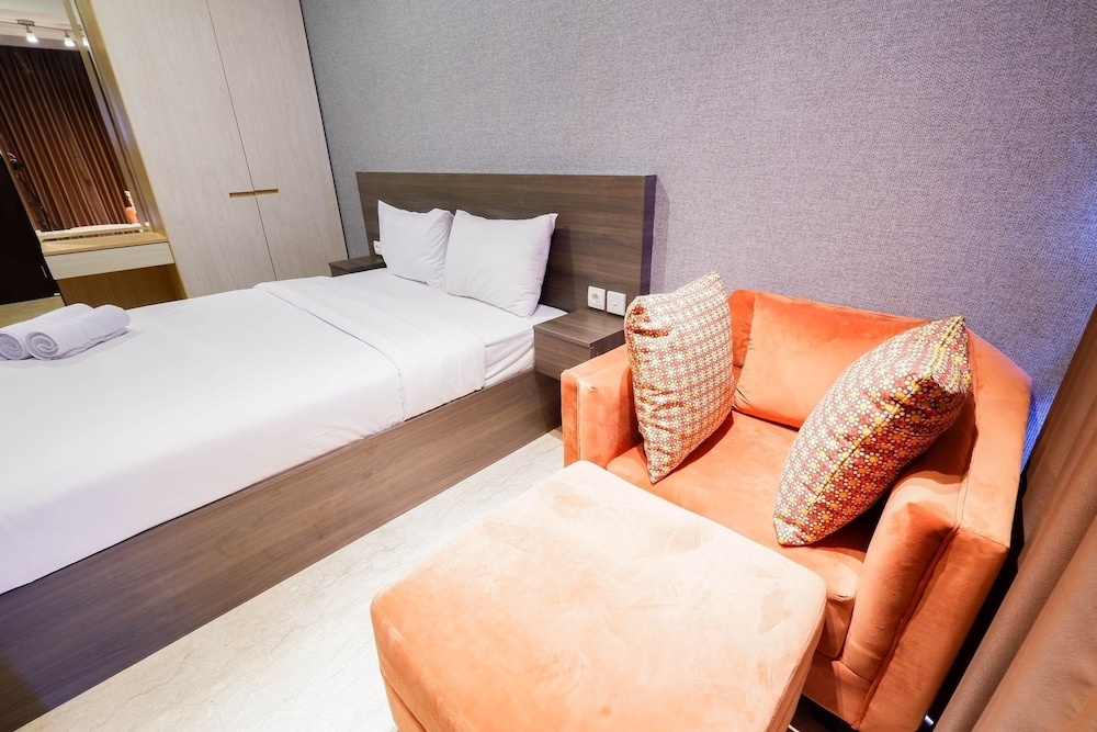 Luxurious Studio at Menteng Park Apartment