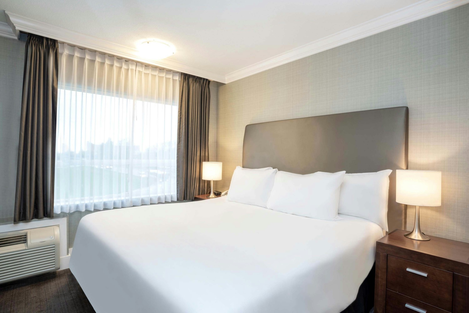 Photo - Sandman Hotel & Suites Vancouver Airport